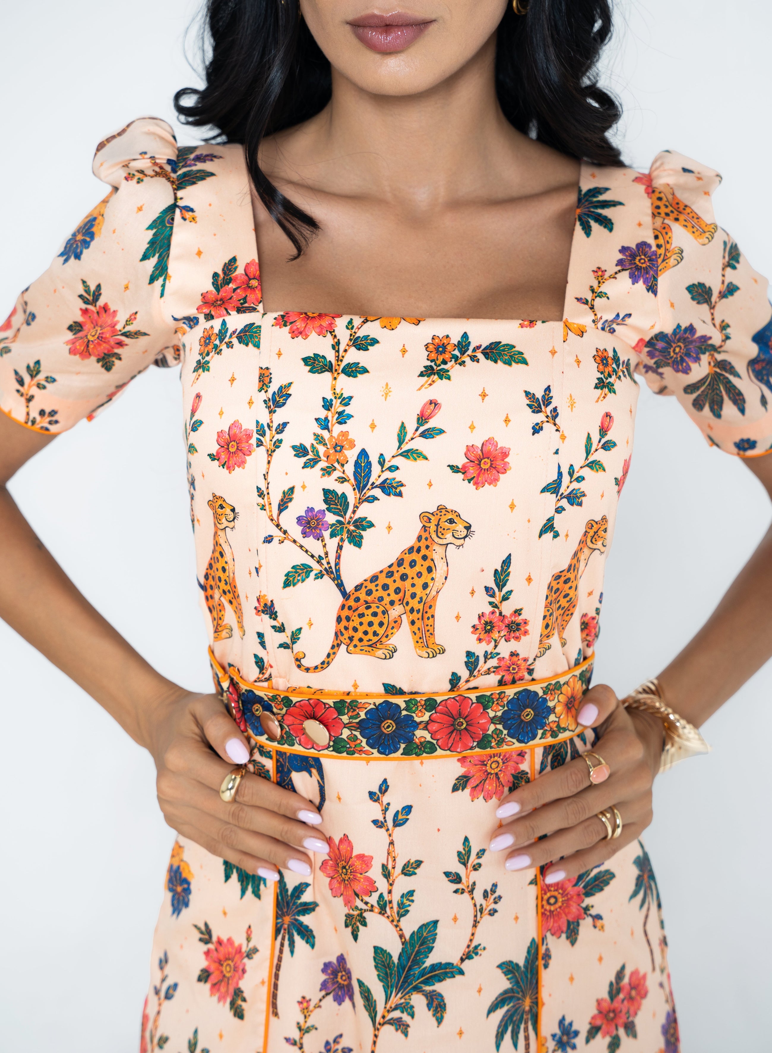 Close-up shot of the Savannah dress by Ragimora