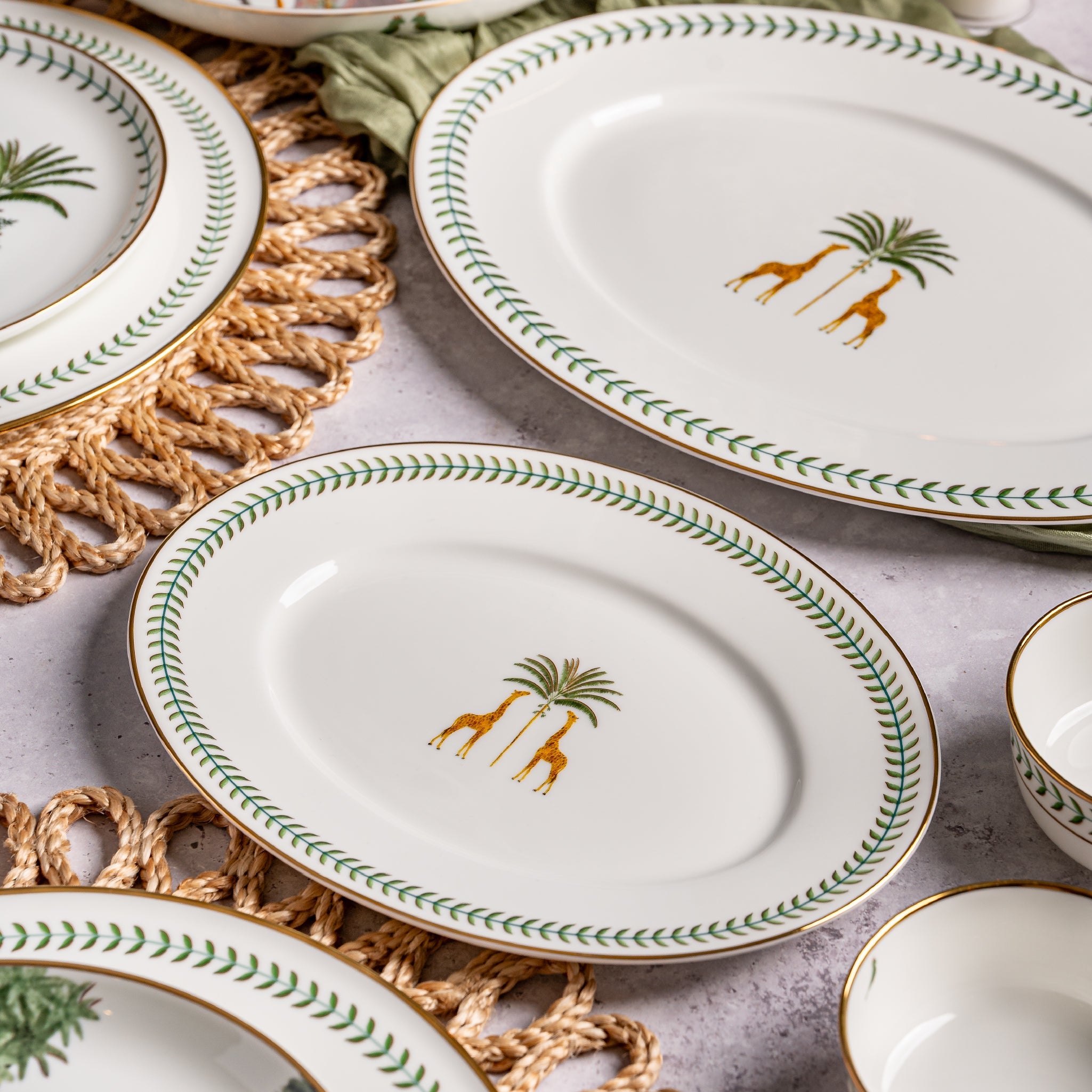 Nyara Small Oval Platter