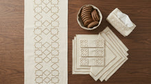 Arabesque 15-Piece Embroidered Table Set