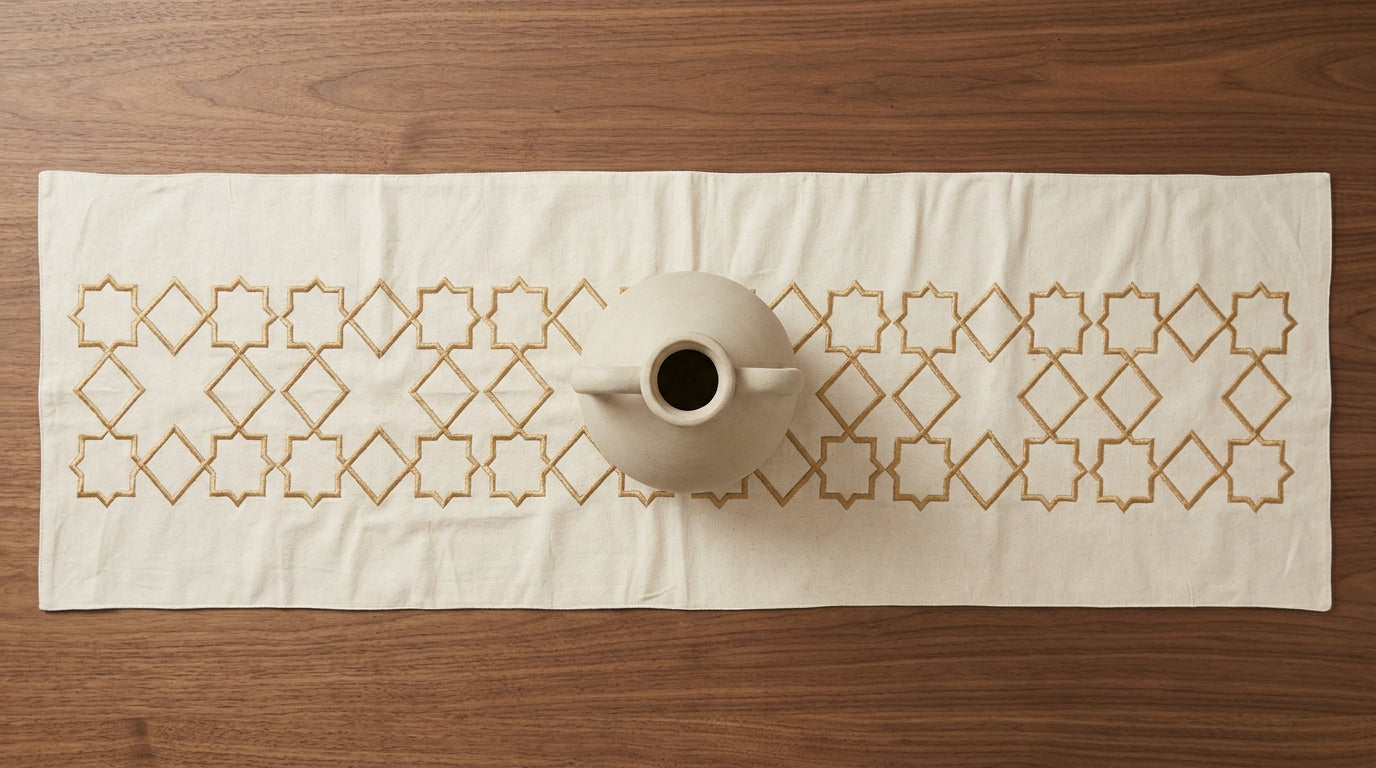 Arabesque 15-Piece Embroidered Table Set