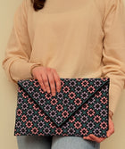 The Blossom Clutch