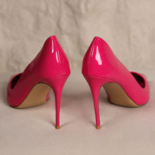 Back details of the Fuchsia Mirror Stiletto Pumps