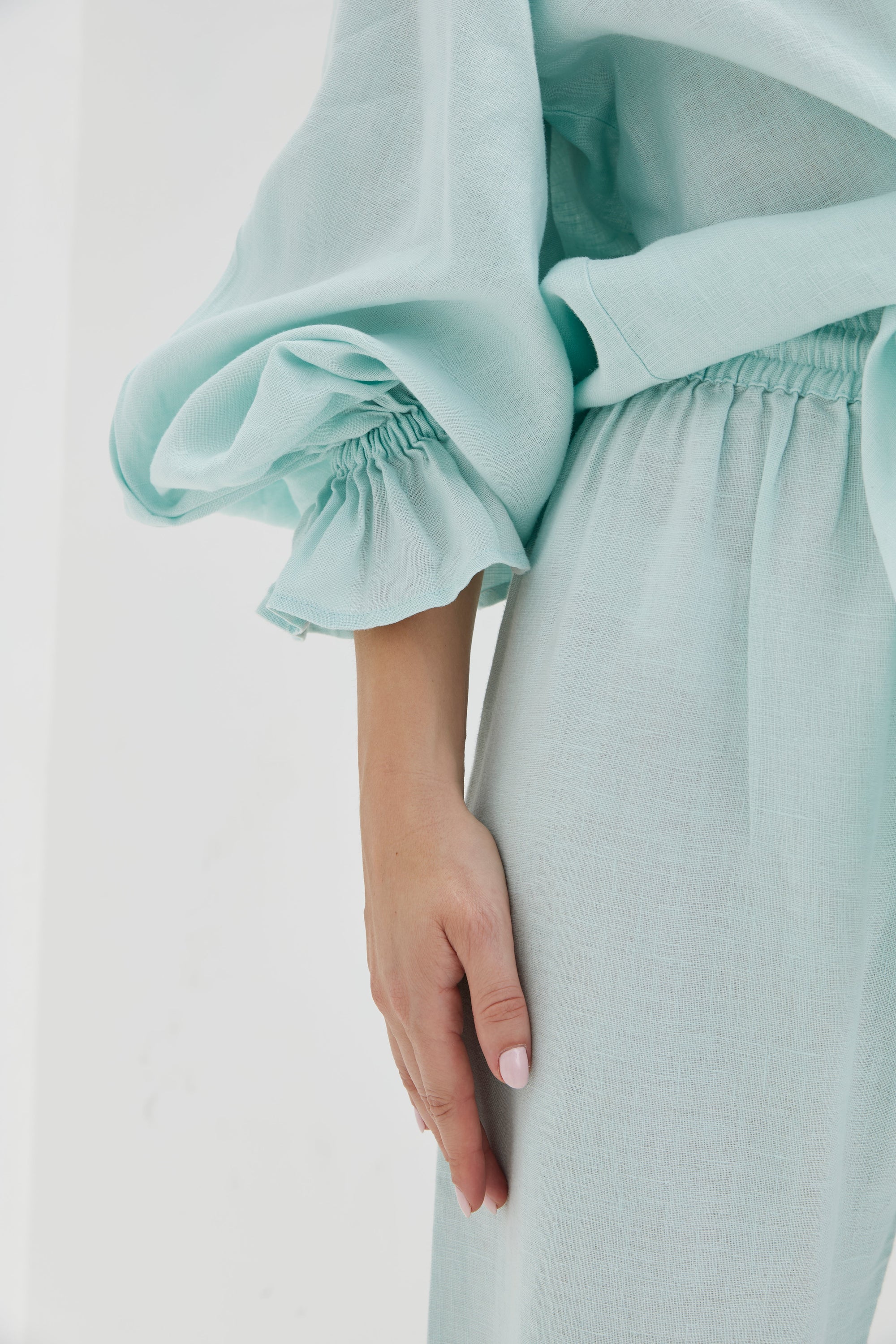 The Cloud Linen Set