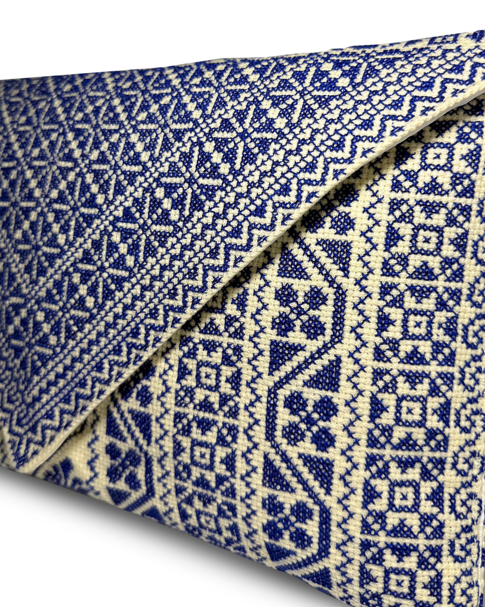 The Iconic Clutch