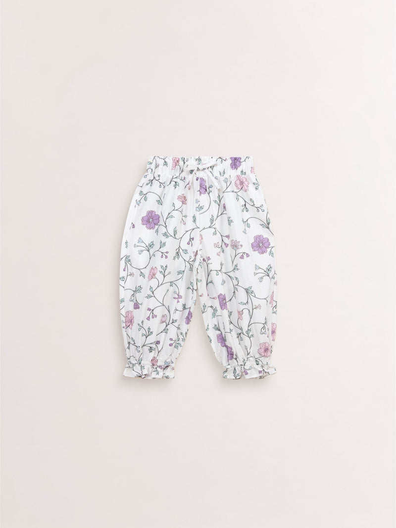 Aya Pants in Oopsie Daisy Print