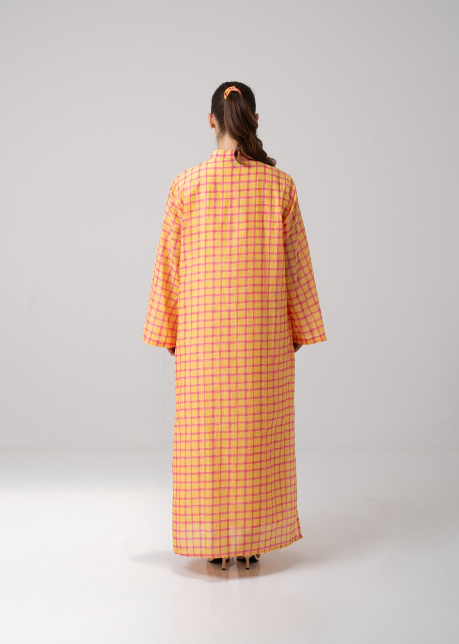 Back detail of the Long Printed Kaftan - Checkered by Maison Mar