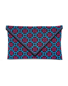 The Showstopper Clutch