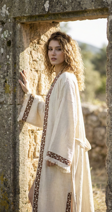 Side profile of woman wearing the Solin Kimono by Zerla Studio 