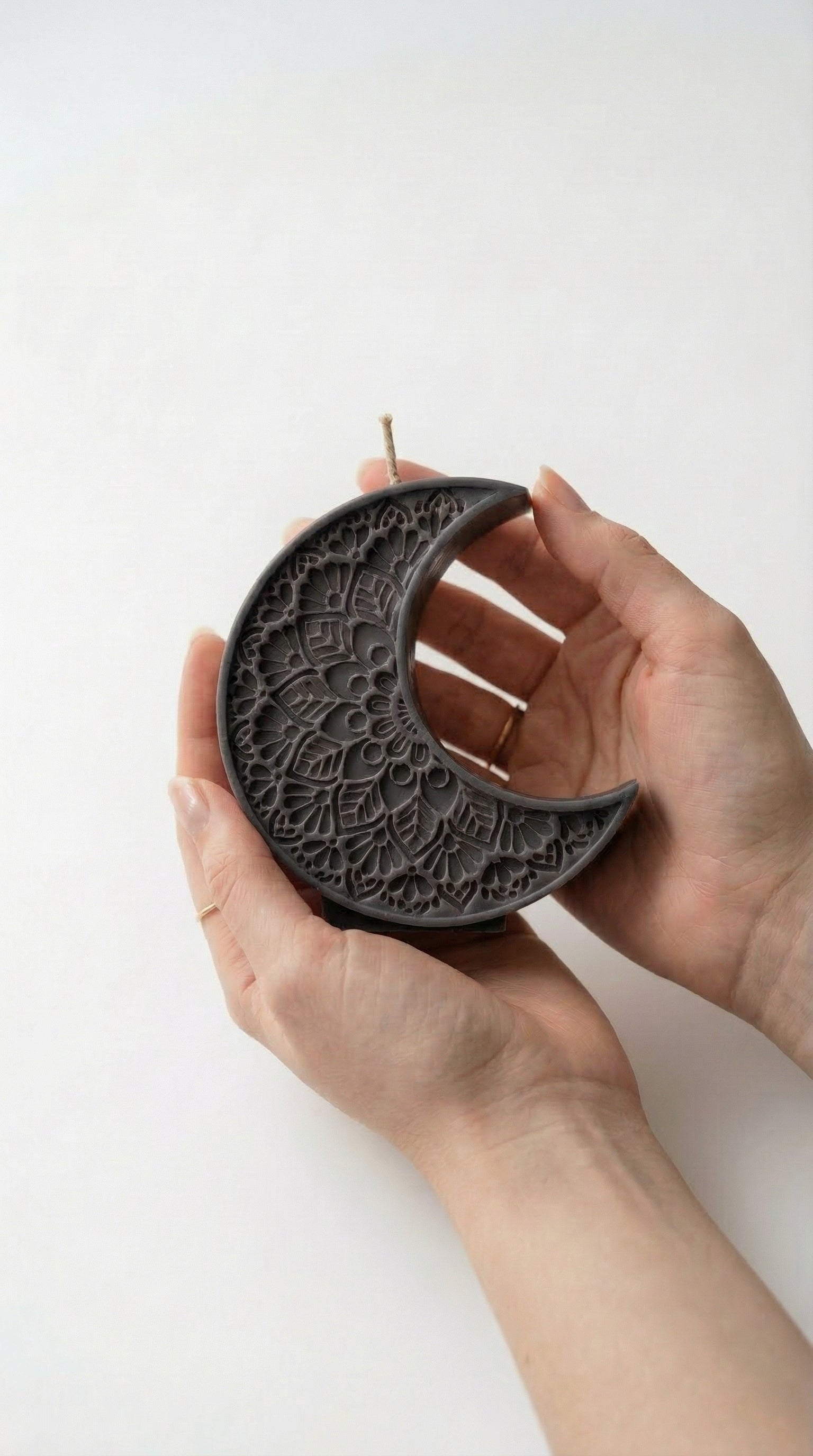 The Cresent Candle