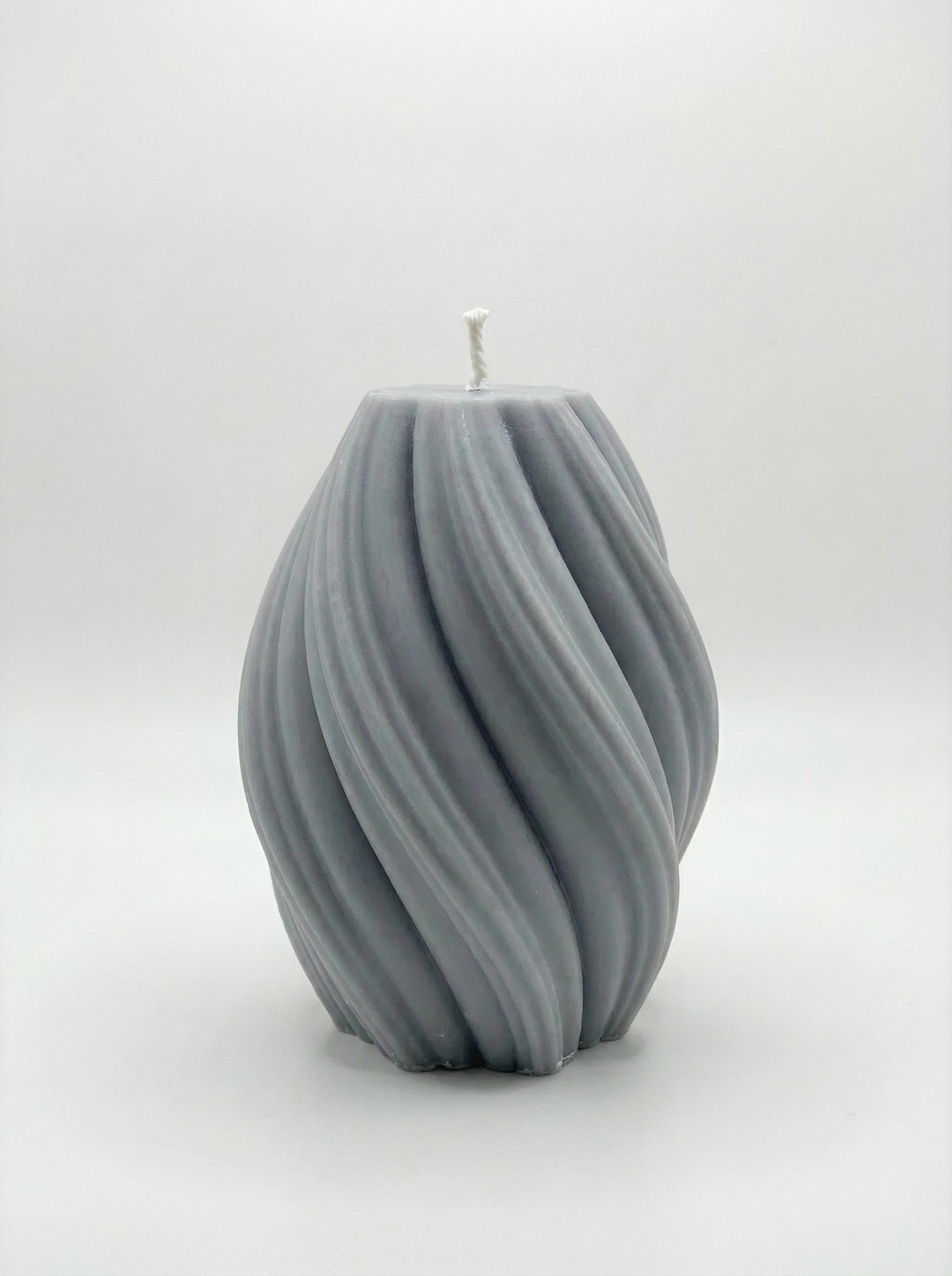 Large Twirl Candle