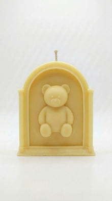 The Frame Bear Candle