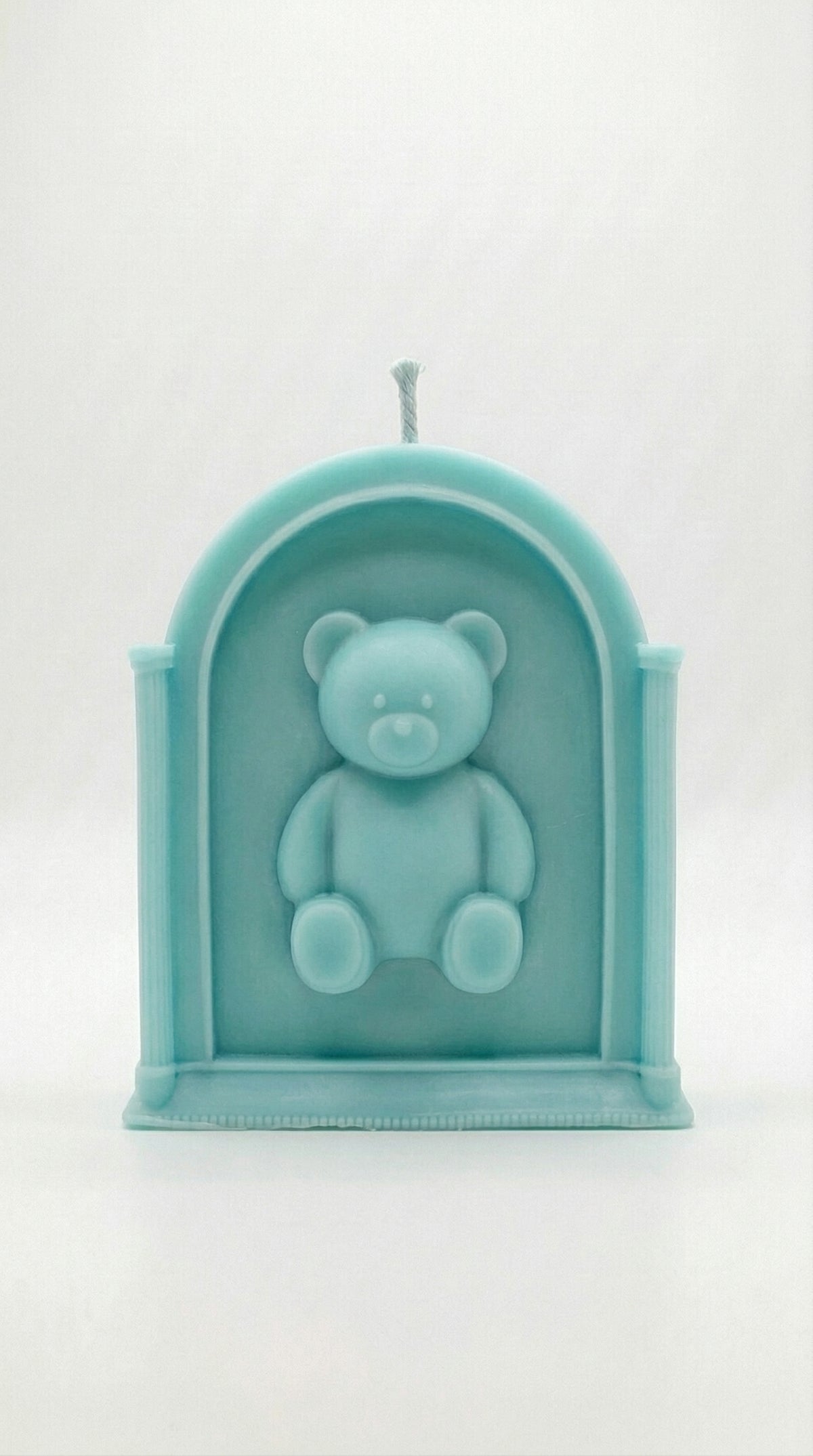 The Frame Bear Candle