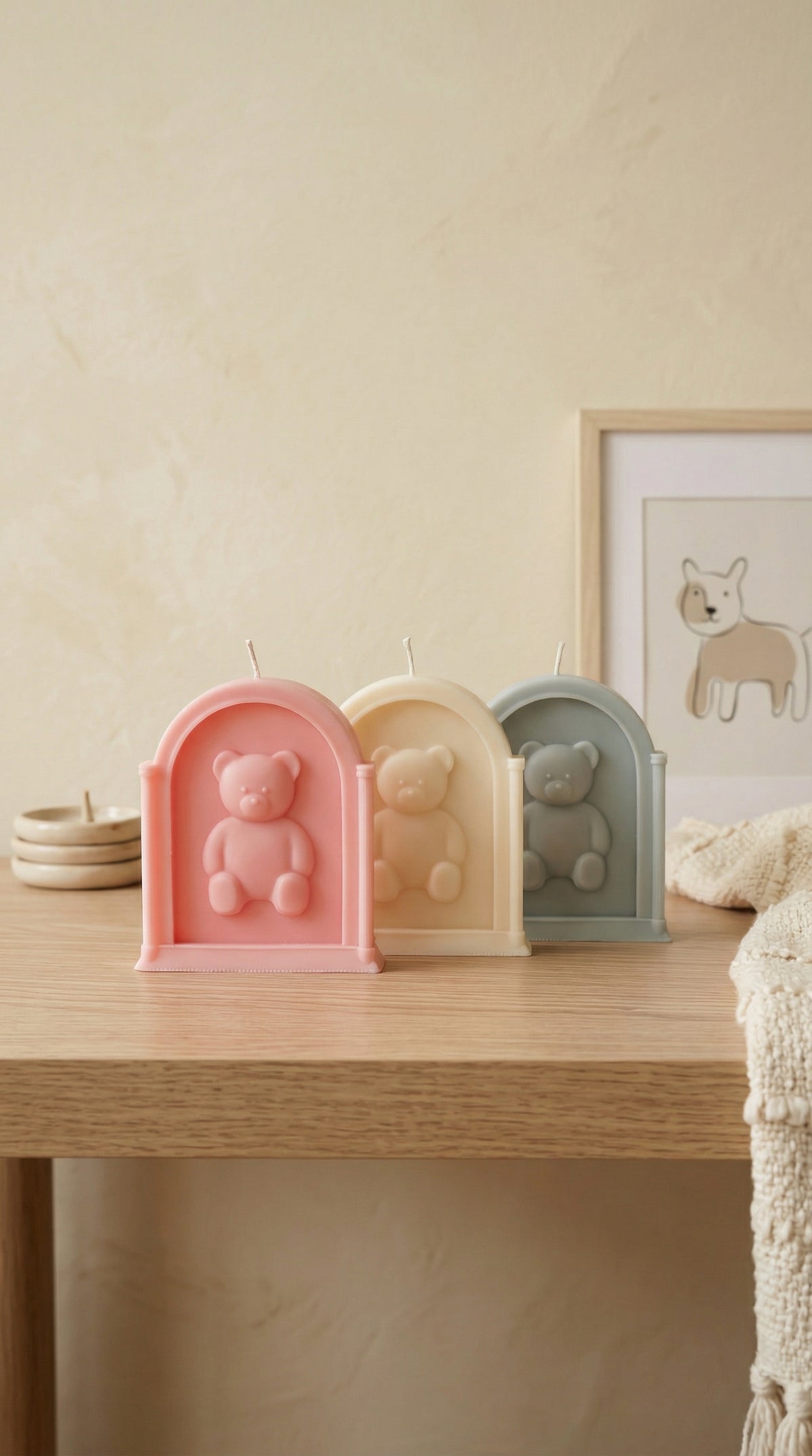 The Frame Bear Candle